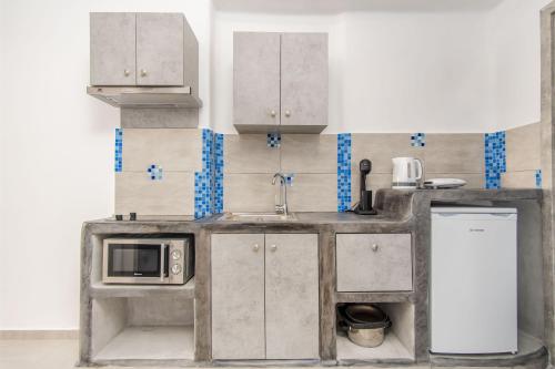 Instalaciones, N RENIERIS Apartments in Santorini