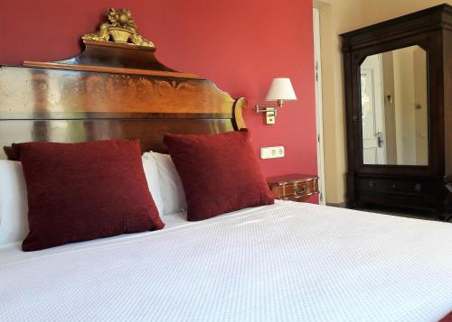 Hotel Noucentista - image 5