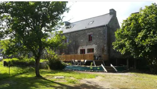 Maison familiale de charme au cœur de la Bretagne gîte à louer Montertelot