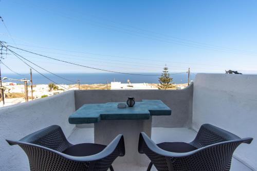 Terraza/balcón, N RENIERIS Apartments in Santorini