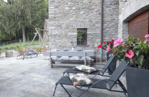 One-Bedroom Apartment with Lake View - Borgo 2