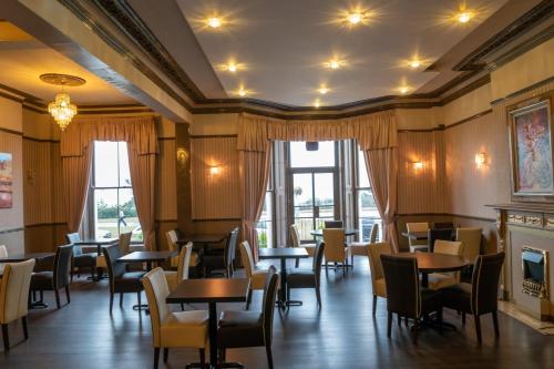 ห้องอาหาร, The Carlton Hotel in ฟอล์คเคสตัน