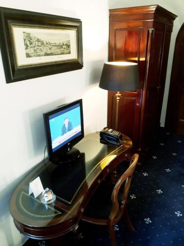 Hotel Windsor - image 2