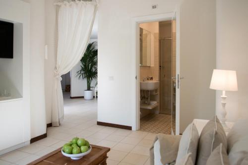 Suite con Terrazza e Piscina Privata