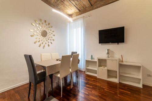 Fontana di Trevi Design Apartment, Rome (photo 7)