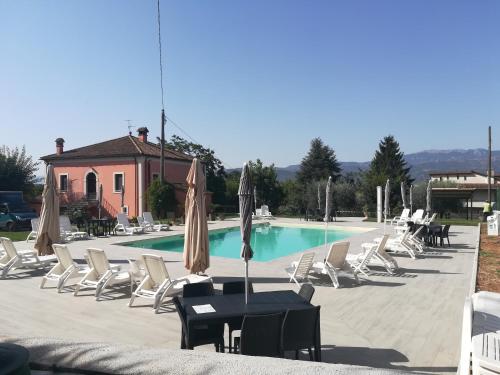 Басейн, Agriturismo La Palazza in Сала-Консіліна