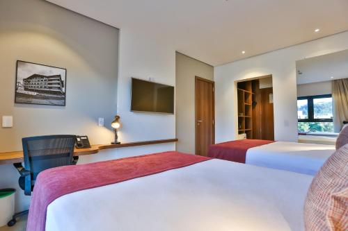 268461618 Quality Hotel Blumenau