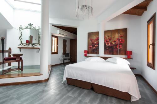 Alonissos Poikilma Villas - luxury villas in Alonissos in nature with private pools in Alonisosa