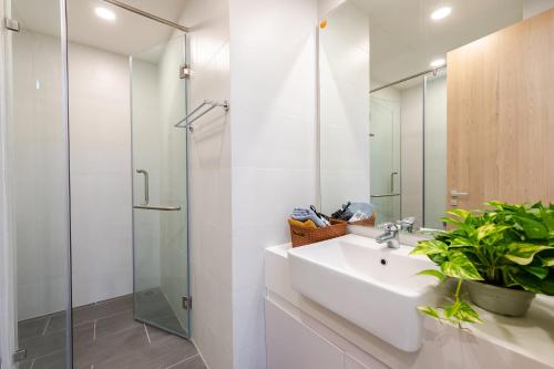 Ecopark Homestay, Aquabay, Ohm House