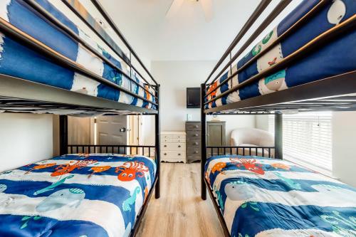 Lazy Daze Beach House - image 6