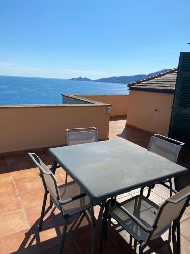 ATTICO SAN FAUSTINO 165 mq piu 110 mq di terrazza- IN VILLA 700 ,VISTA MARE STREPITOSA-100 m dalla s
