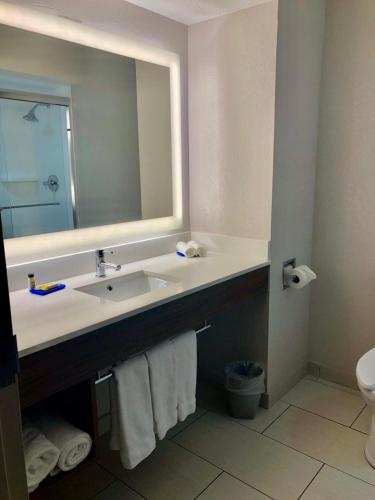 King Suite with Spa Bath