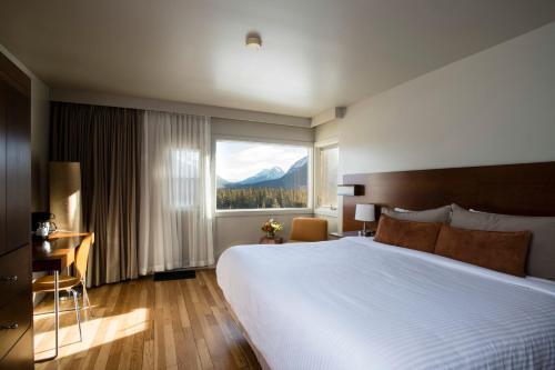 Double room, deluxe, mountain view