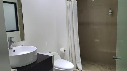 Nirvana Cancun Hotel Zone Nirvana Hostel is a popular choice amongst travelers in Cancun, whether exploring or just passing through. The property offers a wide range of amenities and perks to ensure you have a great time. Serv