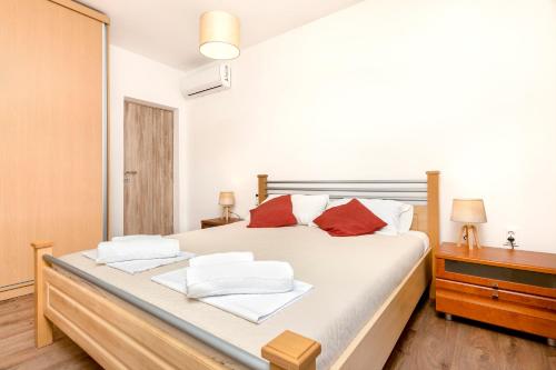 Seafoam apartment - image 5