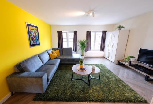 . Fantastic 90m2 Two-Bedroom Apartment with Terrace - WA7B