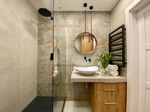 Aravel Old Town Apartments - image 5