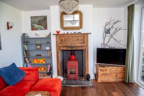 Finest Retreats - Western Watch - Sea Views, Pets Accepted, Sleeps 6