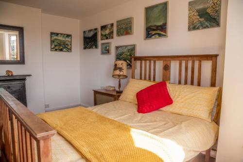 Western Watch - Sea Views Pets Accepted Sleeps 6 - image 12