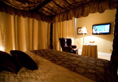Westenra Arms Hotel - image 9
