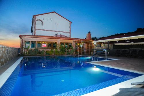 Apartments with a swimming pool Caska Pag - 3085 - image 3