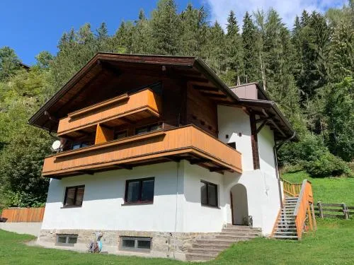 Waldhäusl in Matrei in Osttirol, Österreich
