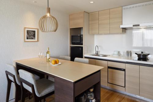 Specialty Suite with Sofa Bed and Kitchen image 5