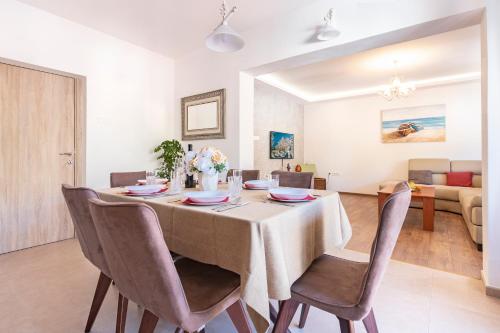 Seafoam apartment - image 2