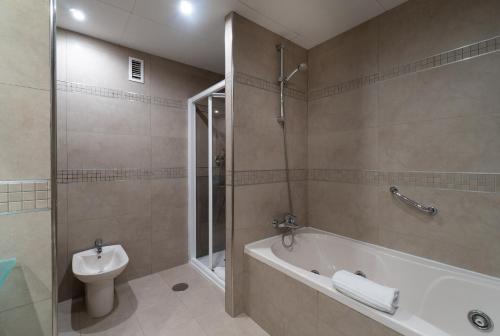 Hotel MS Maestranza Málaga - image 14