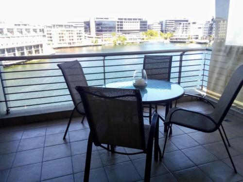 Luxury Apartment - Tyger Waterfront
