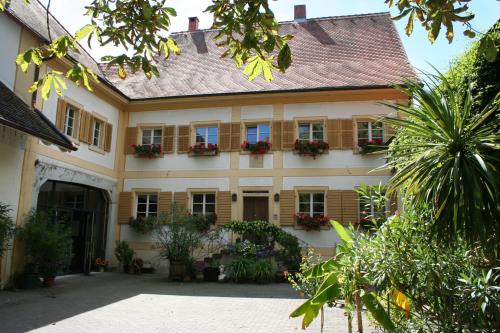 Gutshof Güntert - ehemaliges Weingut von 1741 - Apartment - Sulzburg