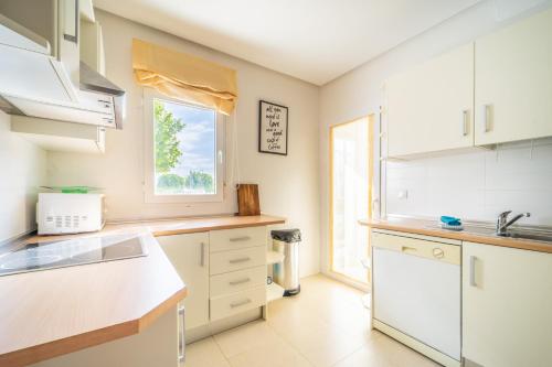 Villa mit privatem Pool, zentrumsnah, Рольдан (фото 9)