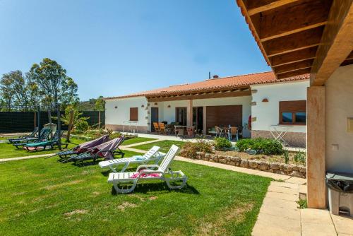 H - Montes de Praias GuestHouse - image 5