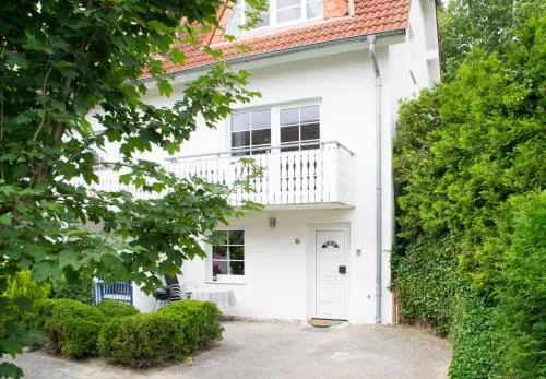 Ferienappartement mit Seeblick und Balkon in Ostseebad Sellin, Deutschland