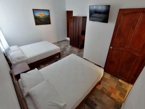 Exterior view of Don Luis Hostal - Sucursal Hidalgo - Tecolutla