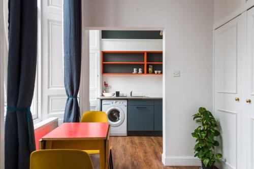Newly refurbished city centre chic pad, Edinburgh (fotografie 6)