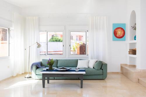 Luxury Villa Ajabo with heated pool - image 3