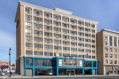 ทัศนียภาพภายนอกโรงแรม, โรงแรมเดอะแคปิตอล, แอสเซนด์ โฮเทล คอลเล็กชั่น (The Capitol Hotel) in ฮาร์ทฟอร์ด (CT)