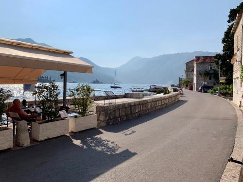 Pemandangan, Palace Jelena Rooms in Perast