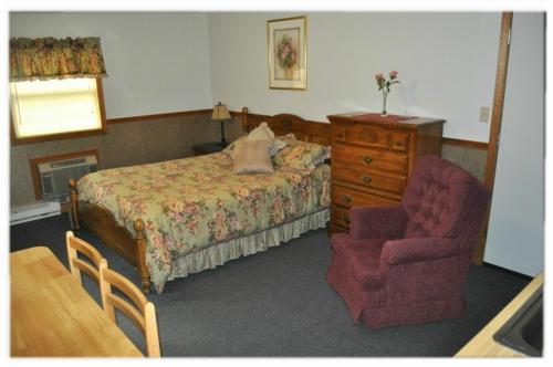 K's Motel & Cottages - image 8