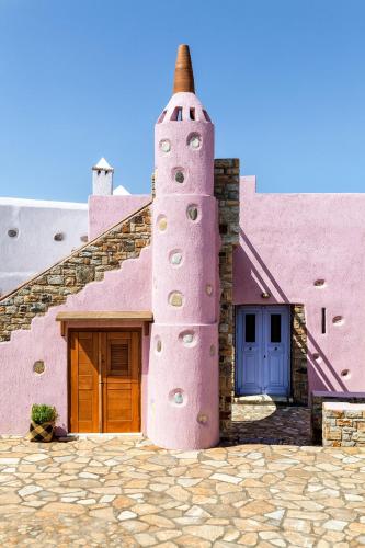 Georgilas Cave House