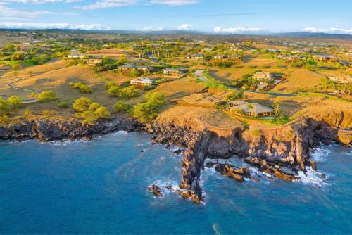 Sunsets and Whales at Kohala Waterfront - image 3