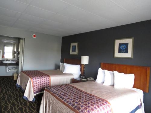 Double Room with Two Double Beds - Non-Smoking