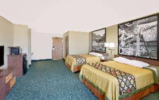 Super 8 by Wyndham Belgrade/Bozeman Airport - Accommodation - Belgrade