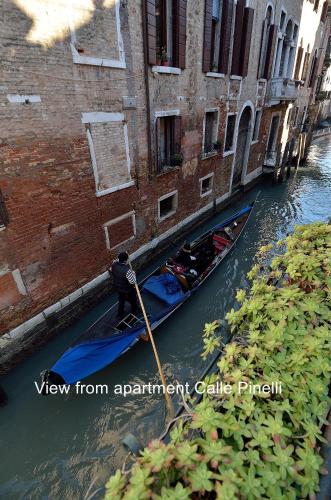 Charming Venice Apartments 