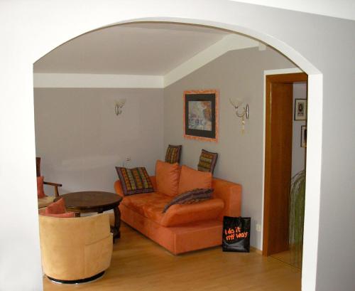 2 twin beds