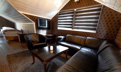 HOTELLMILANO AS in โมสโยน