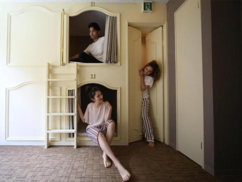 The Wardrobe Hostel Roppongi Vacation Stay Roppongi Hotels Live Japan Japanese Travel Sightseeing And Experience Guide
