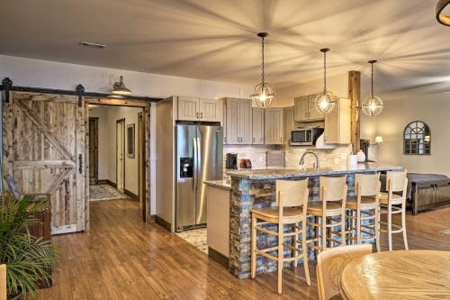 Beaver Lake Retreat with Lake Access and Fire Pit! in Garfield, USA
