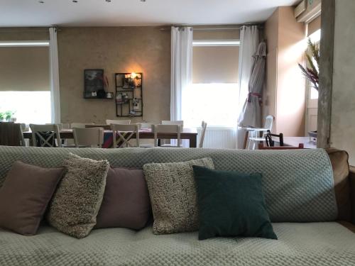 De Morgenstond in 巴勒海托赫